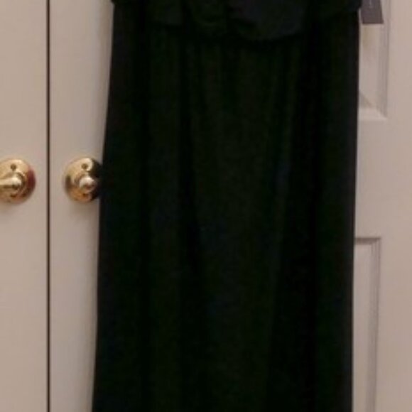 NY Collection Black Dress - Picture 5 of 5